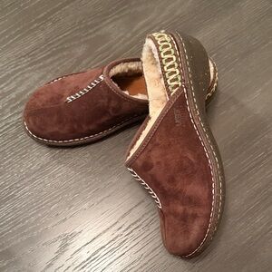 UGG Kohala Women’s 5177 Brown Suede Shearling